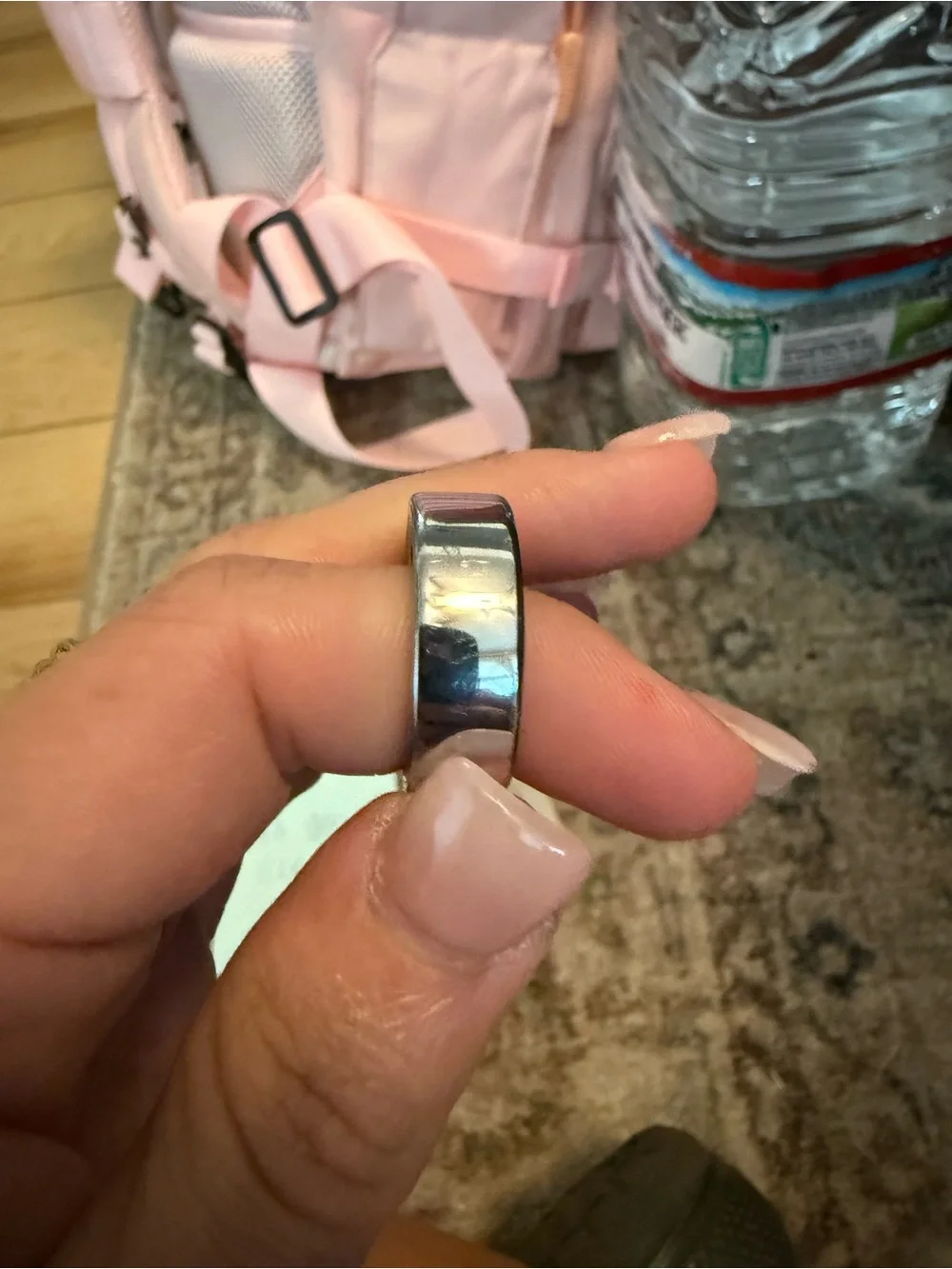 Oura Gen 4 size 9 in silver. ONE Month old
